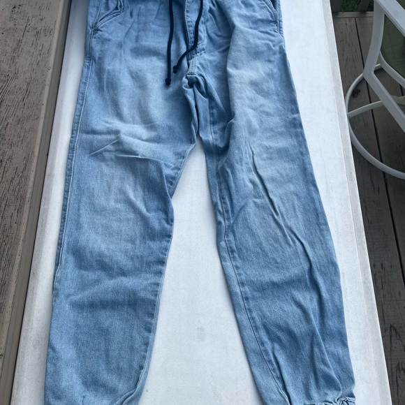 hollister jean joggers - Picture 1 of 3